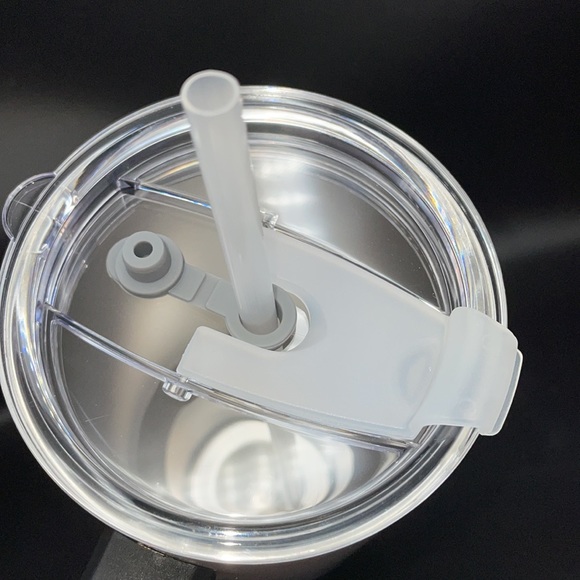 🎁 DROP⬇️ FIRM❗️Hello Kitty Travel Tumbler Quencher - Picture 5 of 5